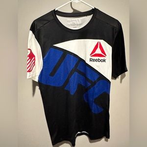 Ronda Rousey mens Size M tshirt